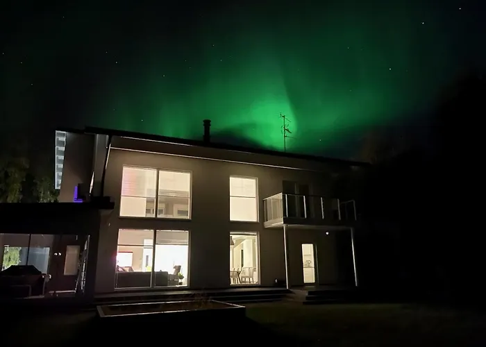 River With Hot Tub And Services