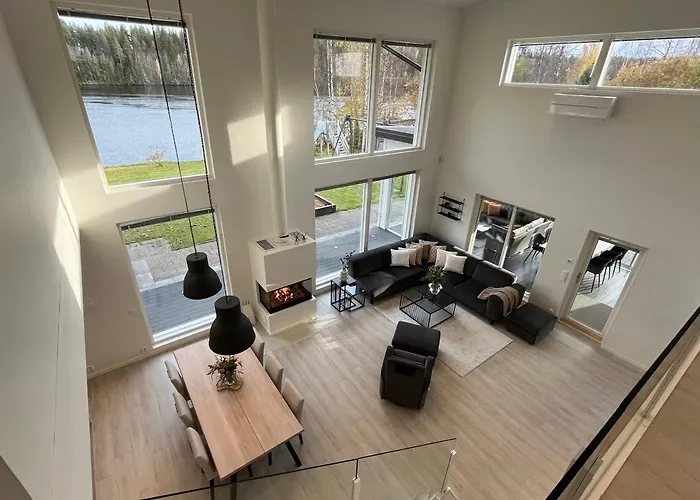 River With Hot Tub And Services Villa Rovaniemi