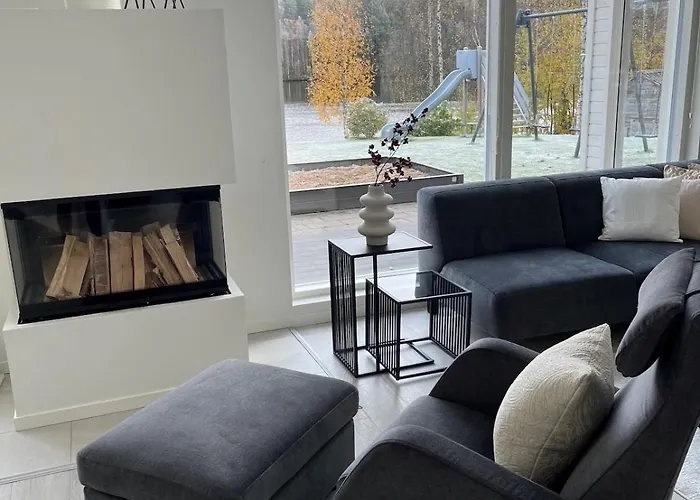 River With Hot Tub And Services