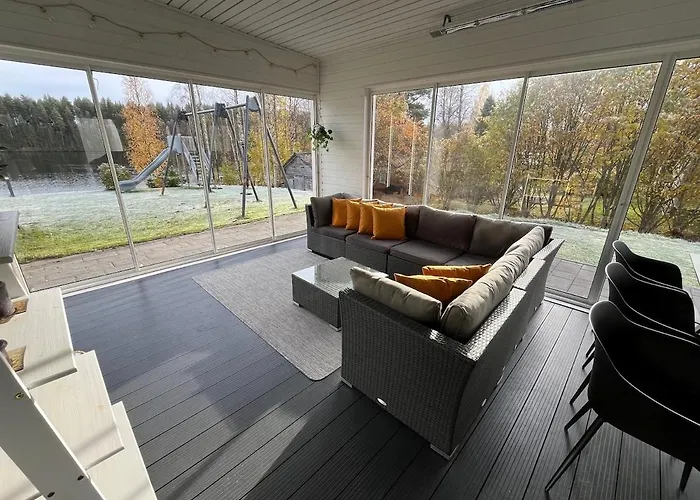 River With Hot Tub And Services * Rovaniemi