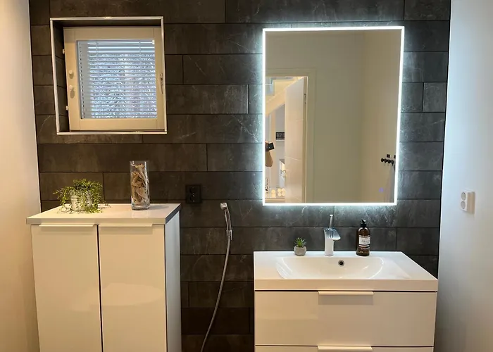 Villa River With Hot Tub And Services Rovaniemi